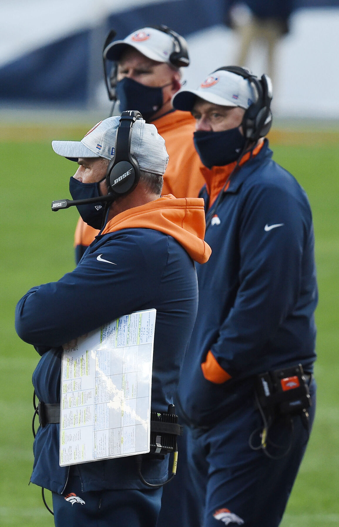 122020-s-broncosbills 09.JPG